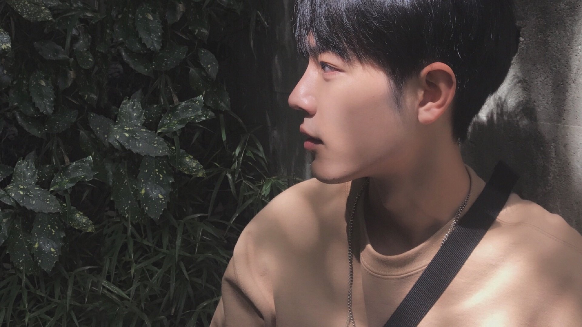 九游下载官网-_乔治关键三分定乾坤，快船险胜_，nba乔治集锦