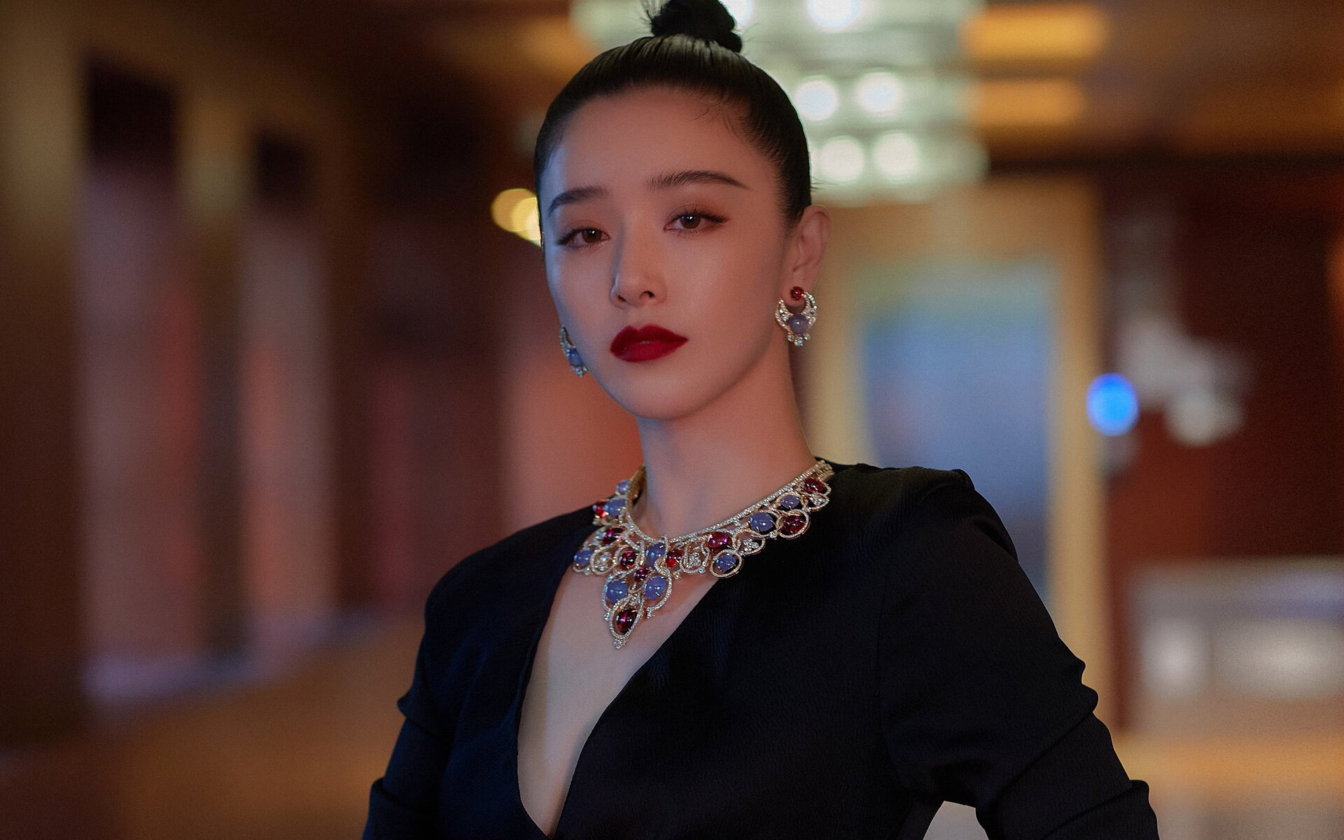 九游登录入口-_猛龙队韧劲十足，逆转对手_，猛龙队伍