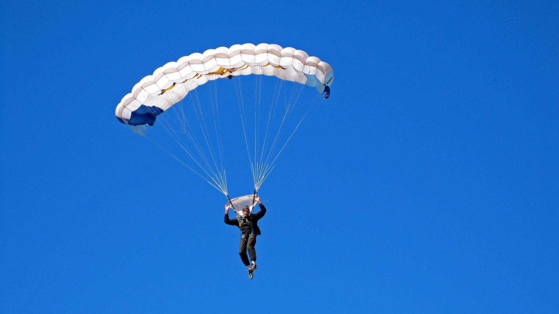 【经典比赛盘点】那些改变台球历史的瞬间，台球历史地位