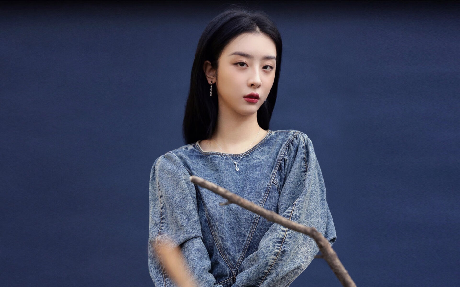 九游app官网下载-亚特兰大3-0完胜勒沃库森，首夺欧联杯，亚特兰大球员闪耀欧洲杯