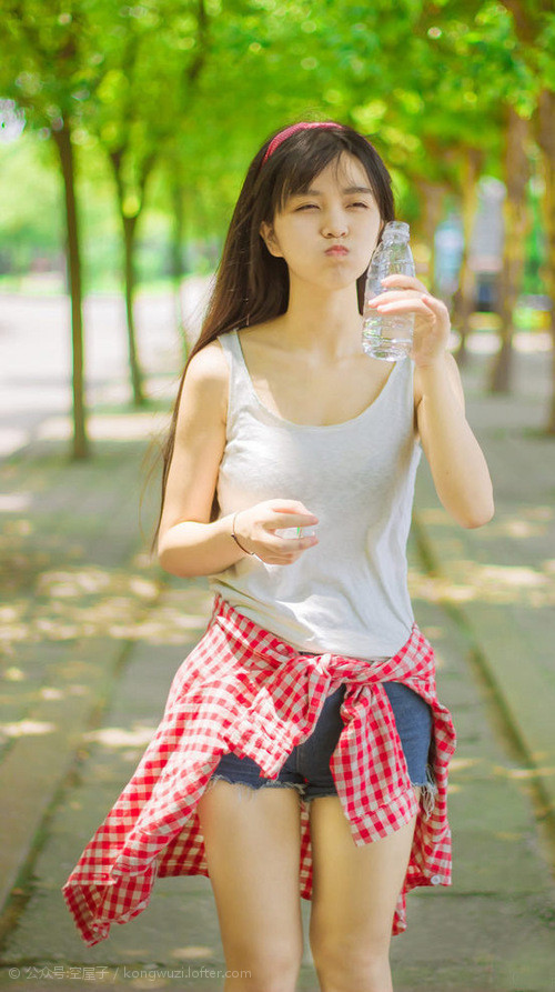 丹麦队以绝对优势战胜威尔士:晋级半决赛双豪对决,丹麦队对威尔士队