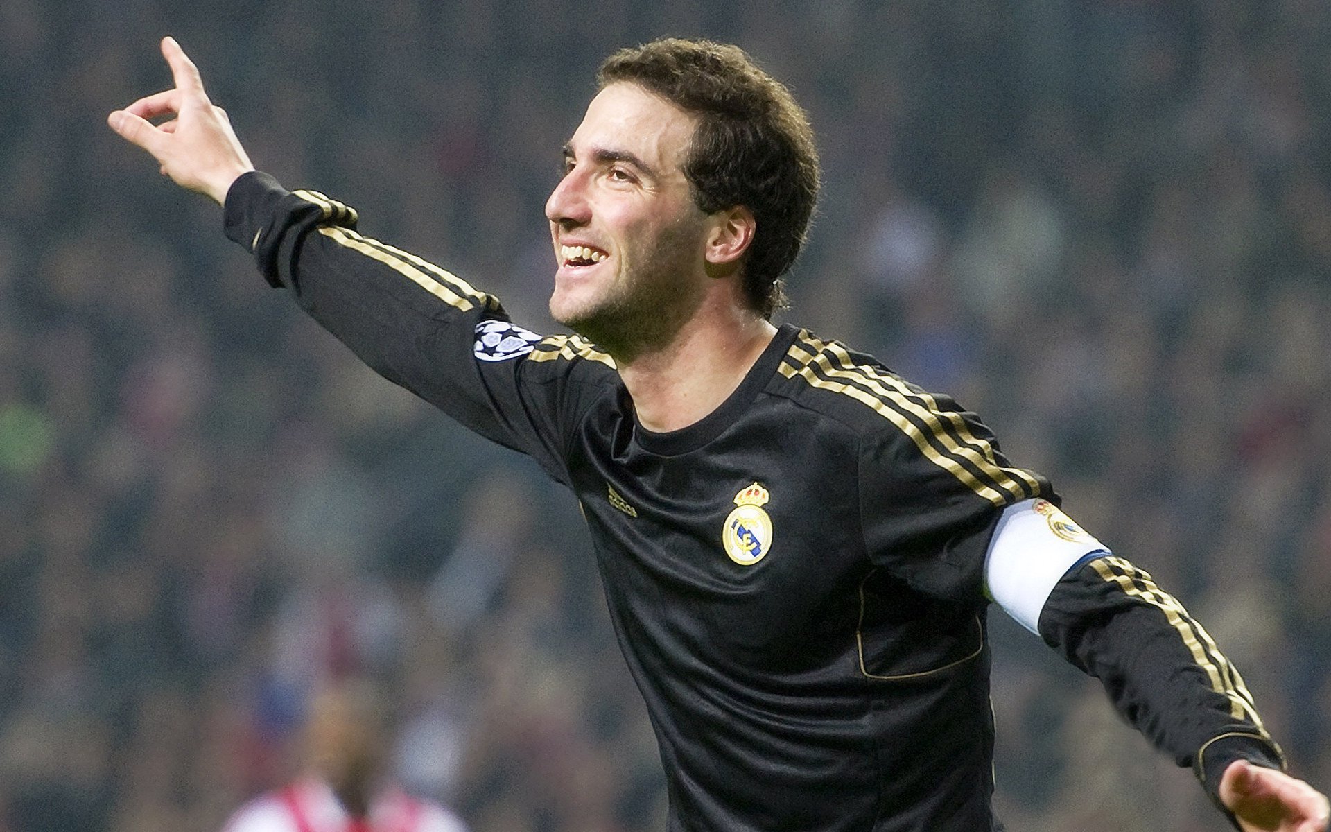 中超球员赛季助攻榜新变化，中超历届助攻王