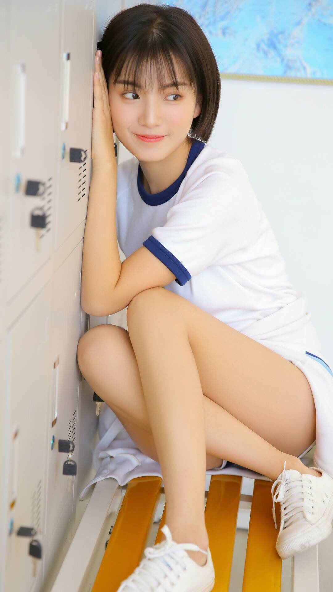 富勒姆防守反击犀利，白百合能否保级？